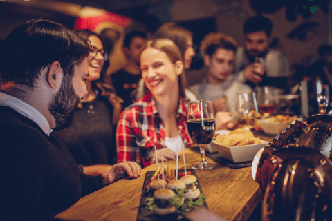 Barcelona: Speakeasy, Explore Hidden Bars with Tapas