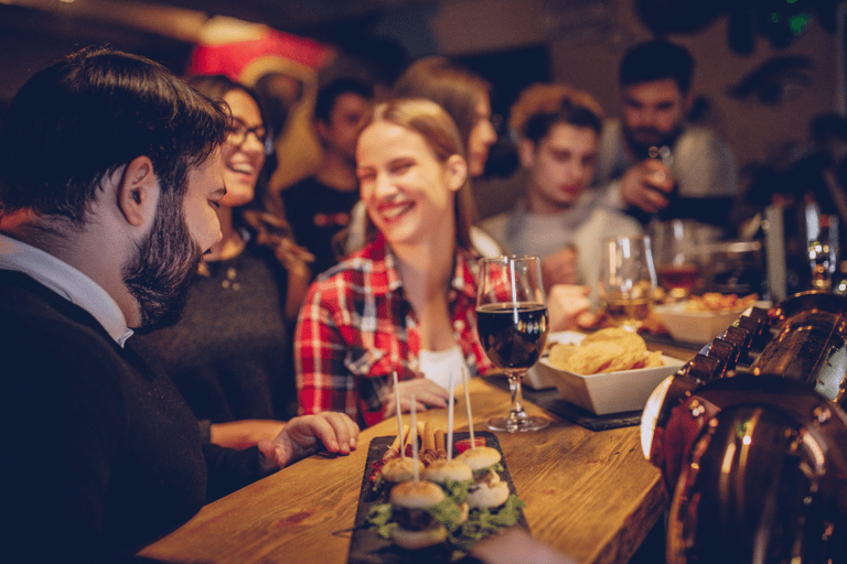 Barcelona: Speakeasy, Explore Hidden Bars with Tapas