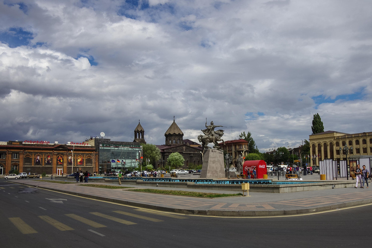 Gyumri: Private City Tour Option with guide