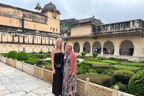 Jaipur: Private Full-Day City Tour with Female Guide