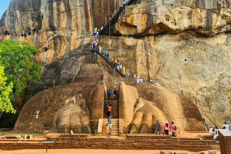 From Kandy: Dambulla to Sigiriya Day Trip By Car Kandy to Sigiriya Day Trip By Car (Private)