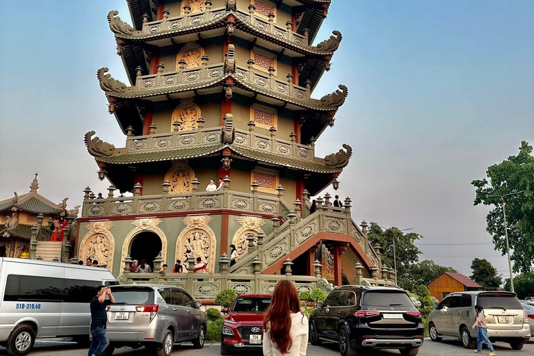 Black Virgin Mountain, Caodai Temple, Buddha Pagoda Tour Private Tour With Buffet