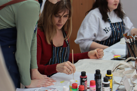 Alicante: Design Your Own Tote Bag Art Workshop