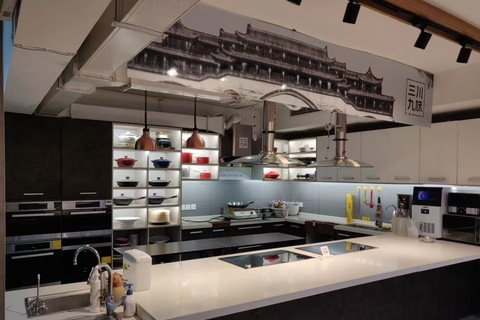 Chengdu: Sichuan Cooking Class with Market Tour