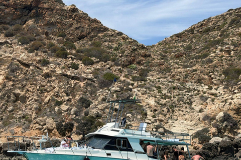 Lampedusa: Luna Celeste Boat Tour with Lunch