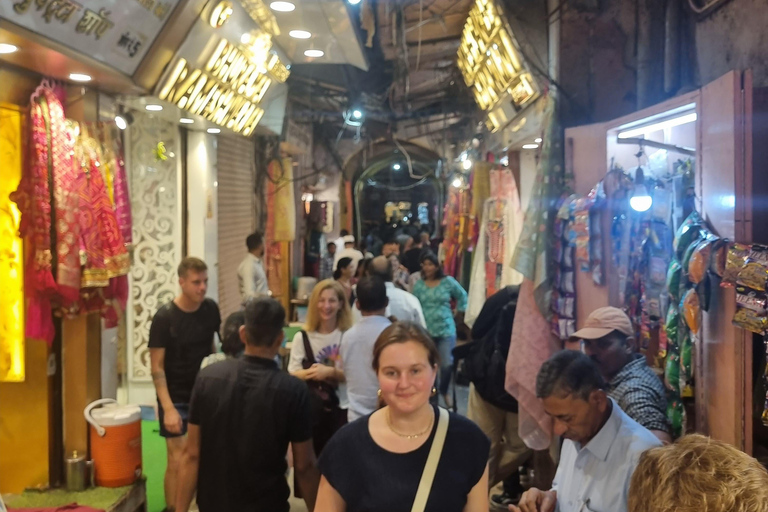 أودايبور: جولة تراثية سيرًا على الأقدام وتناول الطعام