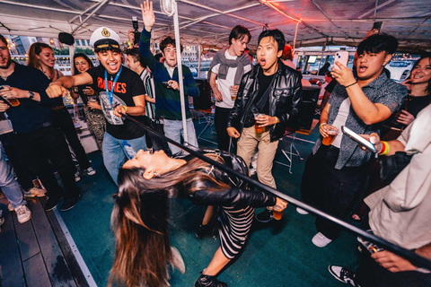 Drunken Monkey Prag Bootsparty mit offener Bar im Duplex ClubDrunken Monkey Prag Bootsparty (KEINE offene Bar oder Duplex)