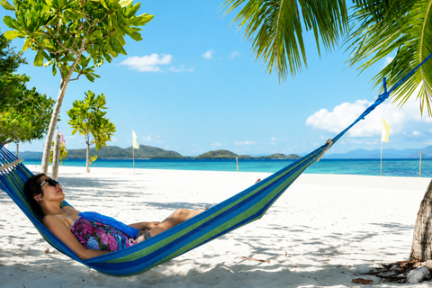 Coron: WWII Shipwrecks & Pass Island Snorkeling Tour