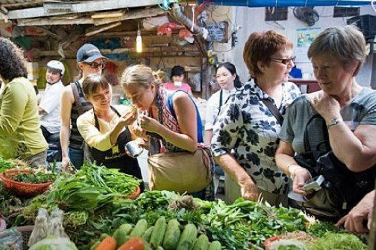 Bicicleta por el campo -Agricultura -Mercado -Clases de cocina en Hoi AnTour privado