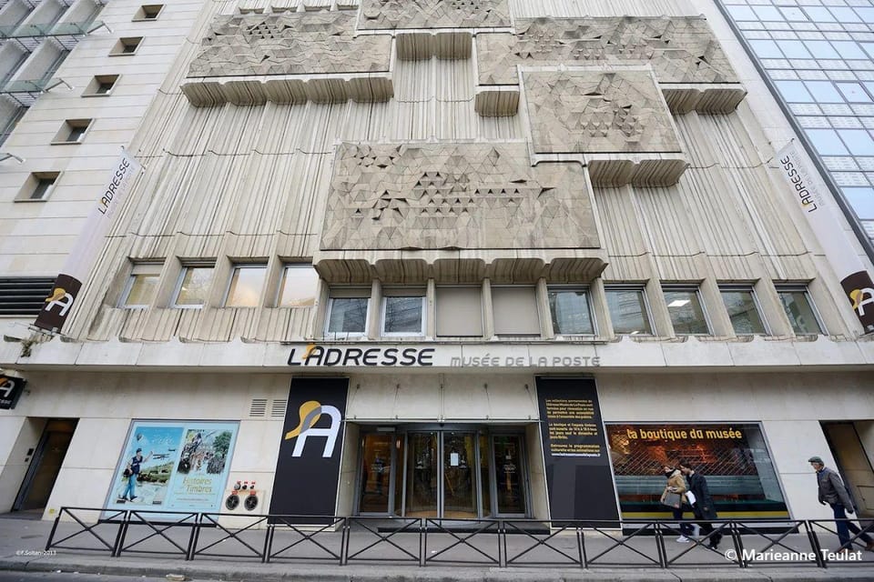 Billet pour le Musée de la Poste et visite numérique de la ville