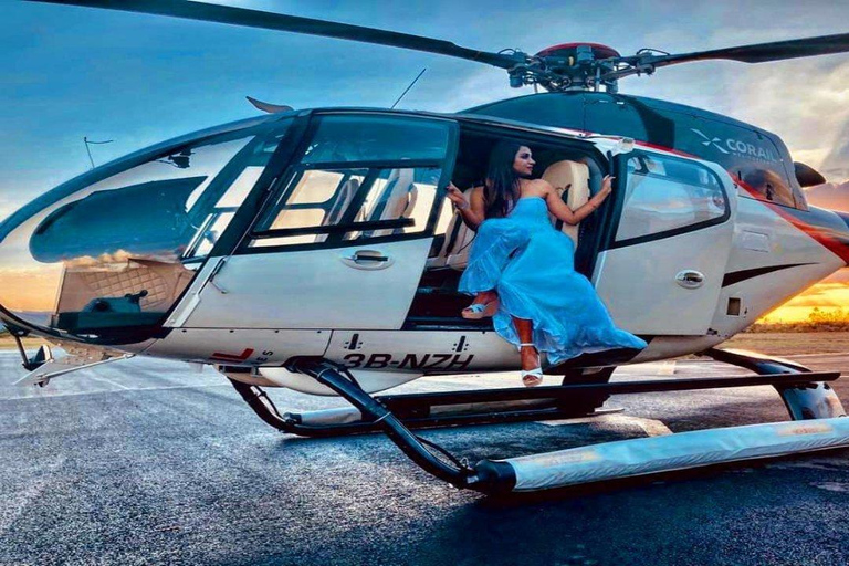 Mauricio: Vuelo panorámico en helicóptero con traslados al hotel