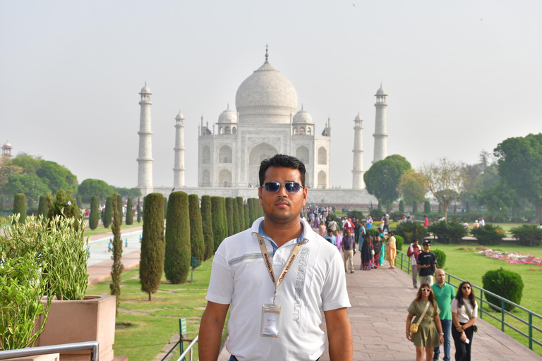 Delhi: 6-Day Golden Triangle Tour with Varanasi Tour without Hotels