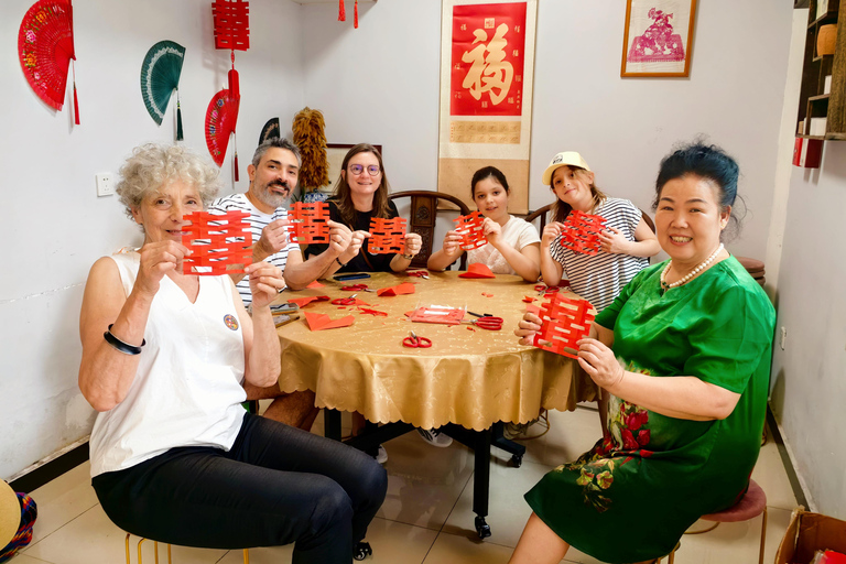Beijing: Hutong & Wet Market Walking Tour Local Wet Market with Hutong Paper-Cutting/Calligraphy