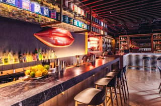 Singapur: RedTail Bar by Zouk Dining Packages