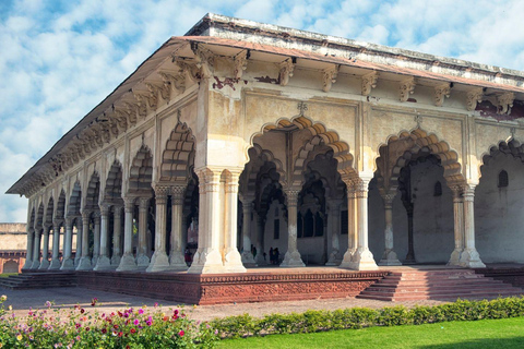 Skip-the-Line Taj, Fort and Fatehpur Sikri Day TripTour with Car &amp; Guide Only