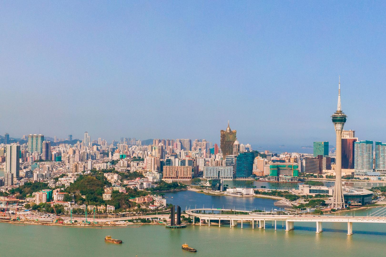 澳门：私人历史漫步和米其林当地美食之旅深圳：未来自动驾驶出租车、巴士和无人机送货