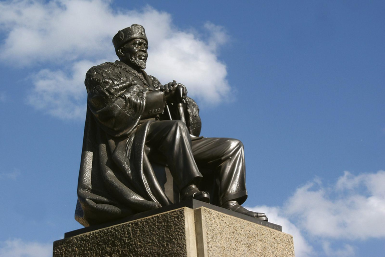 Nairobi: City Highlights Walking Tour with Guide Nairobi:City Culture and Historical guided Day tour.