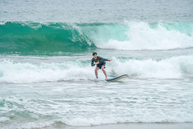 Santa Teresa: Surf Lesson with Instructor and Gear