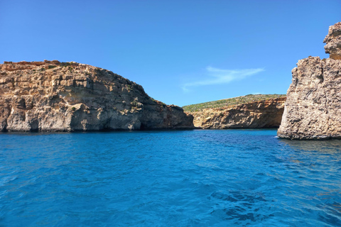 Blue Lagoon: Amazing Boat Trip Around Comino & Gozo