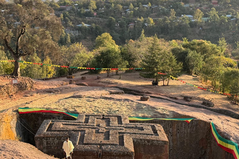 Addis Ababa: 10-Day Ethiopia Tour with Flights and Hotels