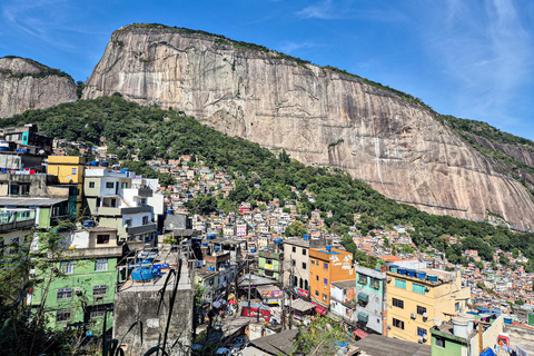 Jeep&#039;n&#039;Culture: Rocinha Favela and Tijuca Rainforest TourFrom South Zone or Downtown - French