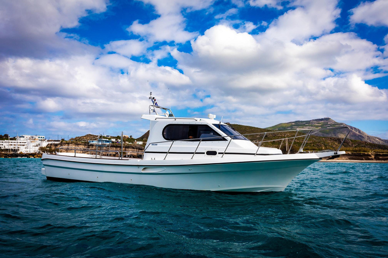 Santorini: Private Motorboat Cruise and Volcano Hike Daytime 4-Hour Private Motorboat Cruise & Hike