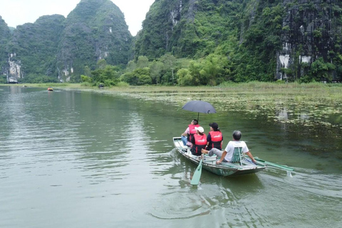 Ninh Binh: Heldagstur med liten grupp på 9 personer från Hanoi