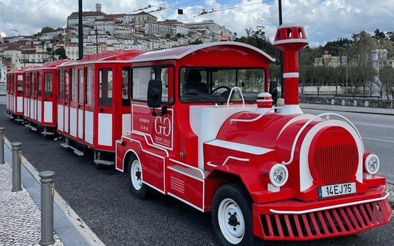 Coimbras zeitlose Gleise: Eine bezaubernde Tour mit dem Zug