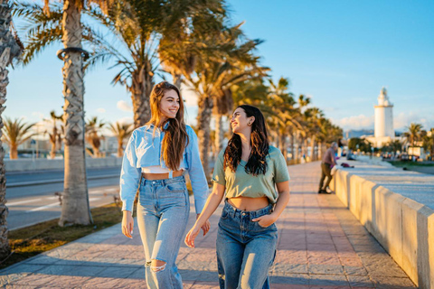 Málaga: Harbour & Waterfront Private Photoshoot Super Premium: 75 photos | 90 mins
