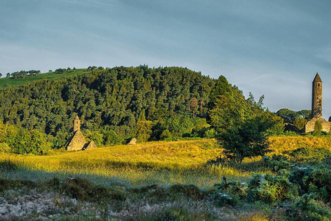 (Navidad por la mañana) Excursión de medio día a Glendalough desde DublínPunto de encuentro: Calle O&#039;Connell