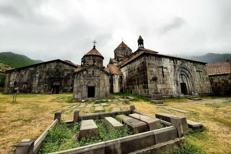 De Tiflis a Armenia: Maravillas Monásticas y Patrimonio Cultural