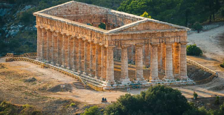 From Palermo: Day Trip to Erice, Segesta and Salt Pans