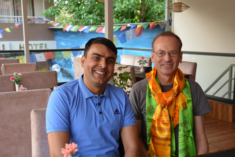 Kathmandu Stadtführung mit privatem Auto.