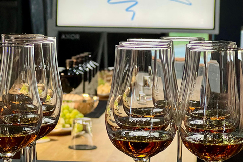 Dresden: Whisky Tasting Experience with Expert Guidance