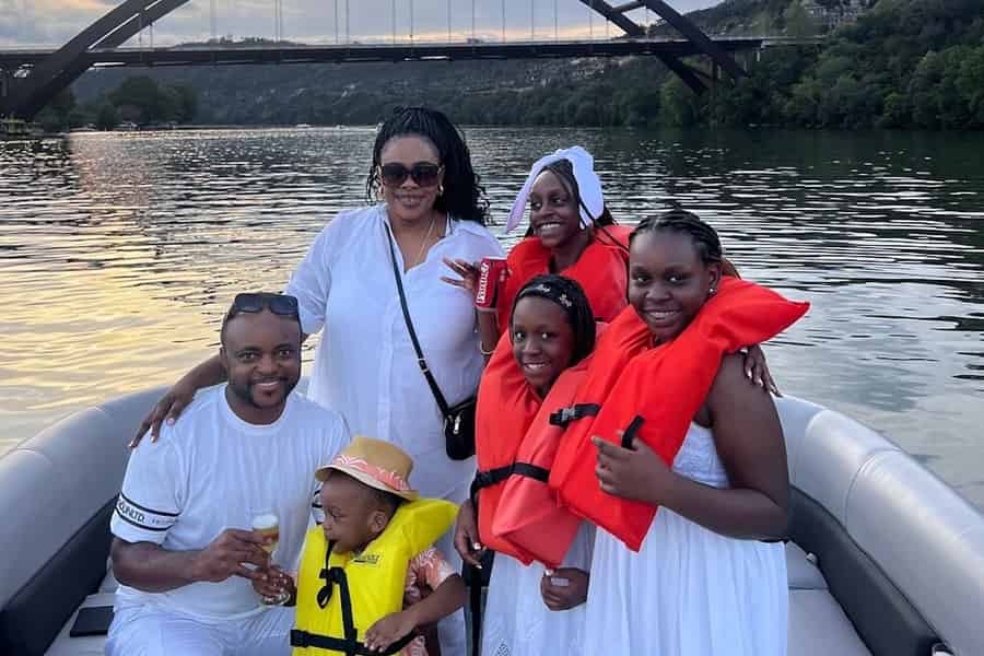 Bootsfahrt auf dem Lake Austin: 1,5-stündige malerische Tour – pro Person. Foto: GetYourGuide