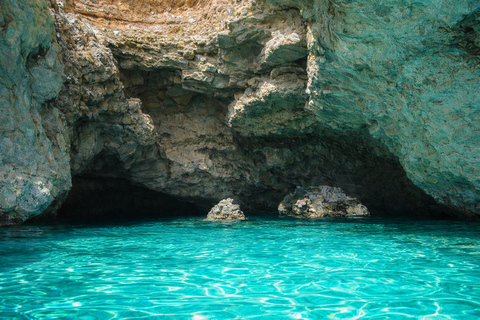 Ibiza: Formentera Boat with Open Bar, 3 meals & Sunset Party ADVANCE: Standard selection of food & open bar option