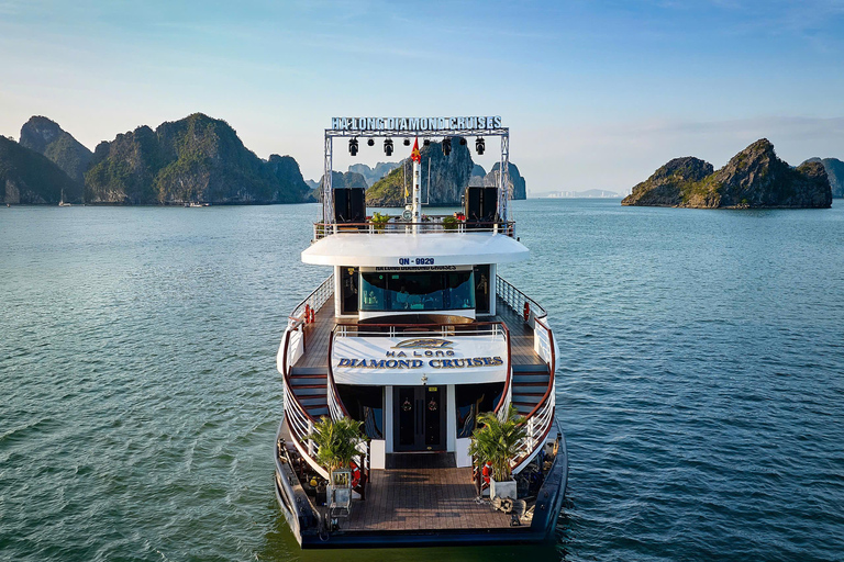 Hanoi: Halong Bay Full-Day Tour with 5-star Diamond Cruise