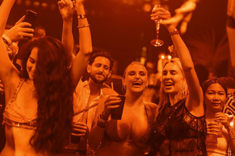 Phuket: Pub Crawl Rooftop, Bars, GoGo & 3 Clubs with Shots 20:30 | Pub Crawl Only
