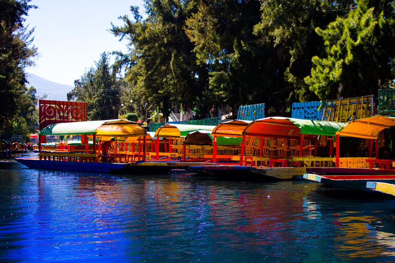 Mexico-Stad: Coyoacán en Xochimilco