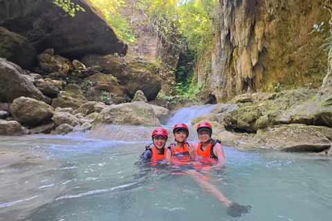 Cebu: Oslob Whaleshark Watching Canyoneering odbiór prywatny