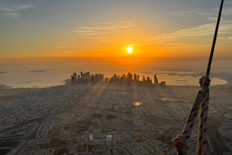 Doha: Sunrise Hot Air Balloon Flight