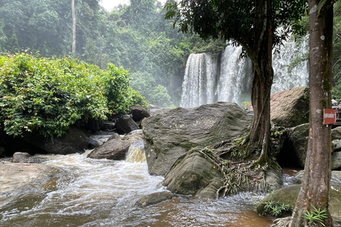 Aventure privée à Banteay Srei et aux chutes d&#039;eau de Phnom KulenVisite privée : Chute d&#039;eau de Kulen et temple de Banteay Srei