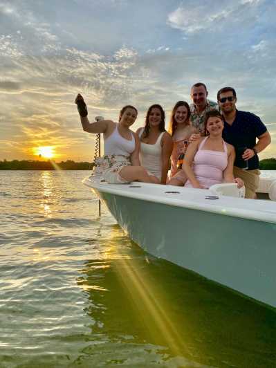 Tampa: Private Sunset Boating Trip