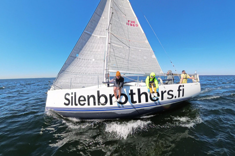 Helsinki: 3-Hour Sailing Course with Professional Skipper Helsinki: 3-Hour Sailing Course