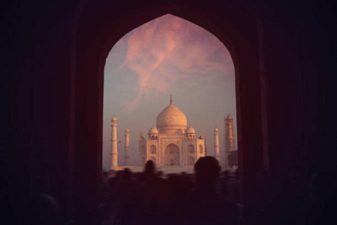 Taj Mahal: Samma dag Agra guidad tur från Jaipur eller DelhiEndast professionell guide (inga transporter eller biljetter)