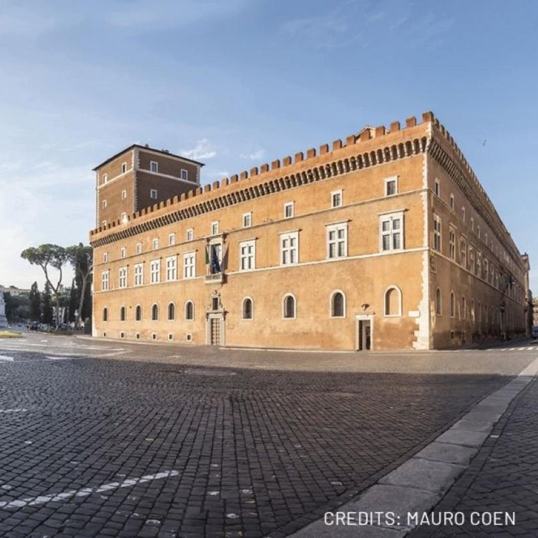 Rome: Vittoriano with Rooftop & Palazzo Venezia Hosted Entry