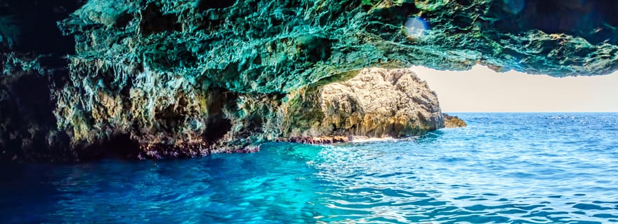 Risan : Grotte Bleue, Notre-Dame-des-Rochers - Prise en charge