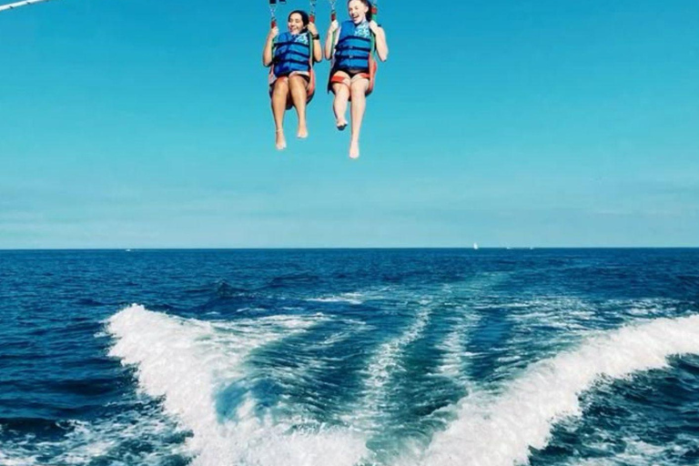 Boracay: Parasailing Adventure Experience