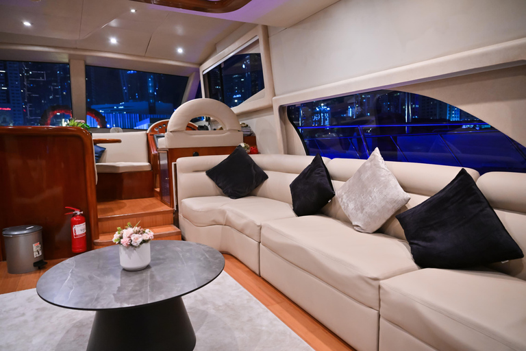 Romantic Dinner on Private Yacht Romantic Dinner on Private Yacht - 2 hours