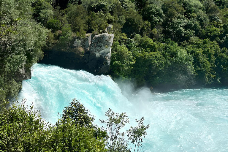 Rotorua i Taupo z gejzerem Waiotapu i LadyKnox oraz wodospadem Huka